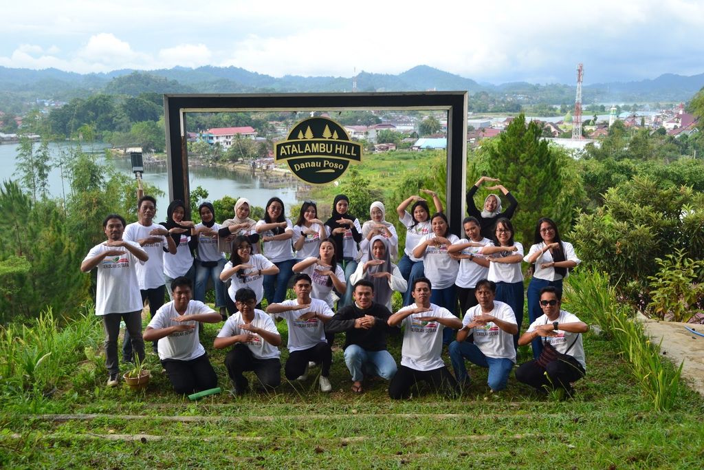 Yenni and Sekolah Setara: Creating Space for Young People to Learn Equality